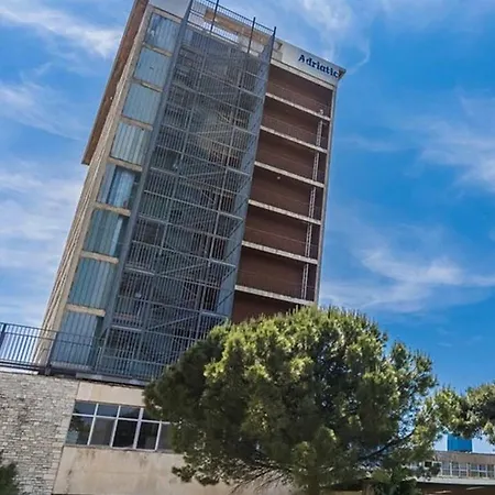 Adriatic Hotell